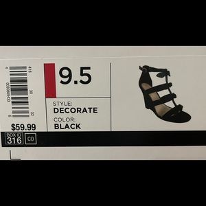 LC LAUREN CONRAD black wedge sandals  four straps with bows.